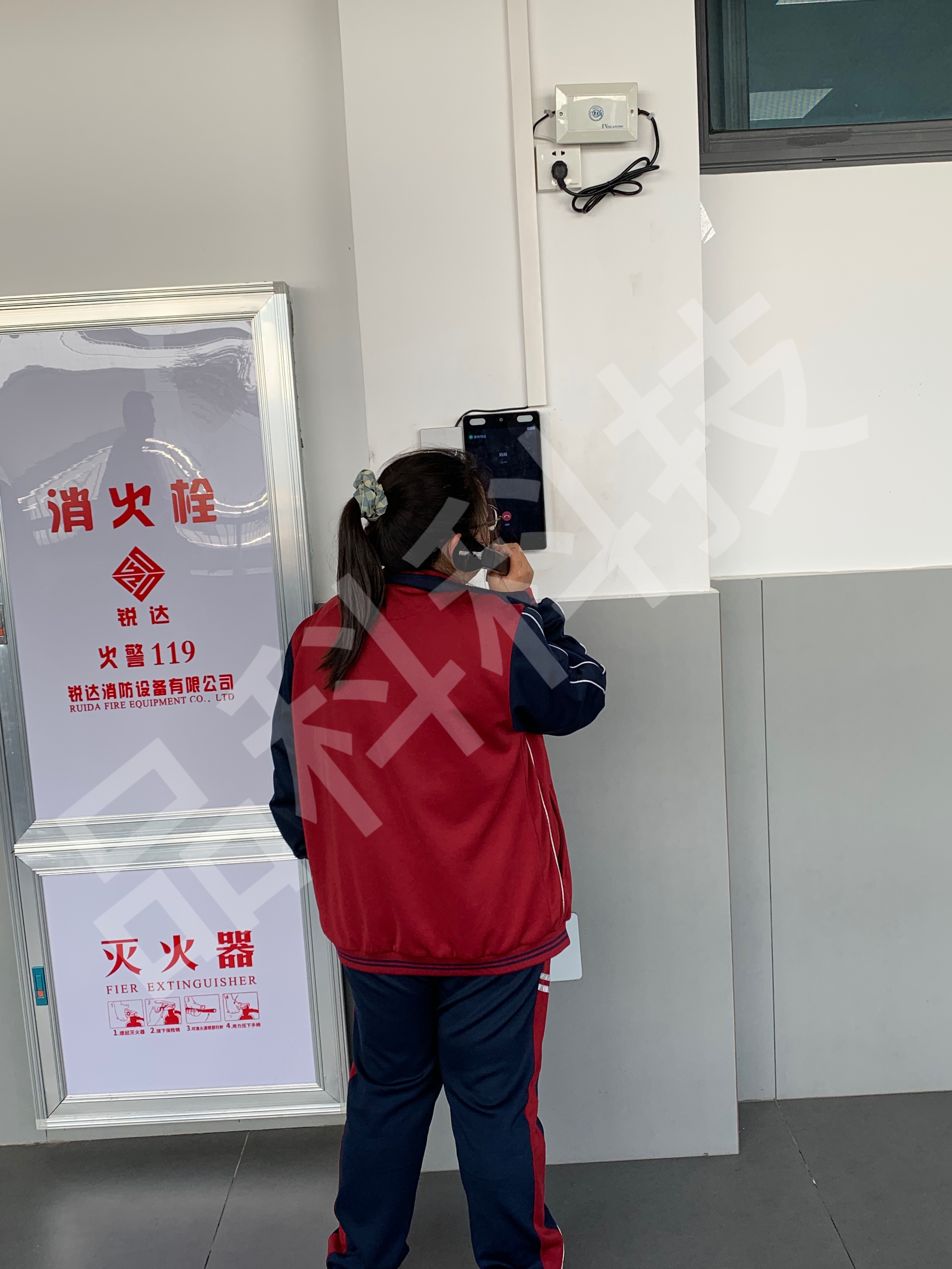 品科校園親情話機(jī) 品科校園親情話機(jī)